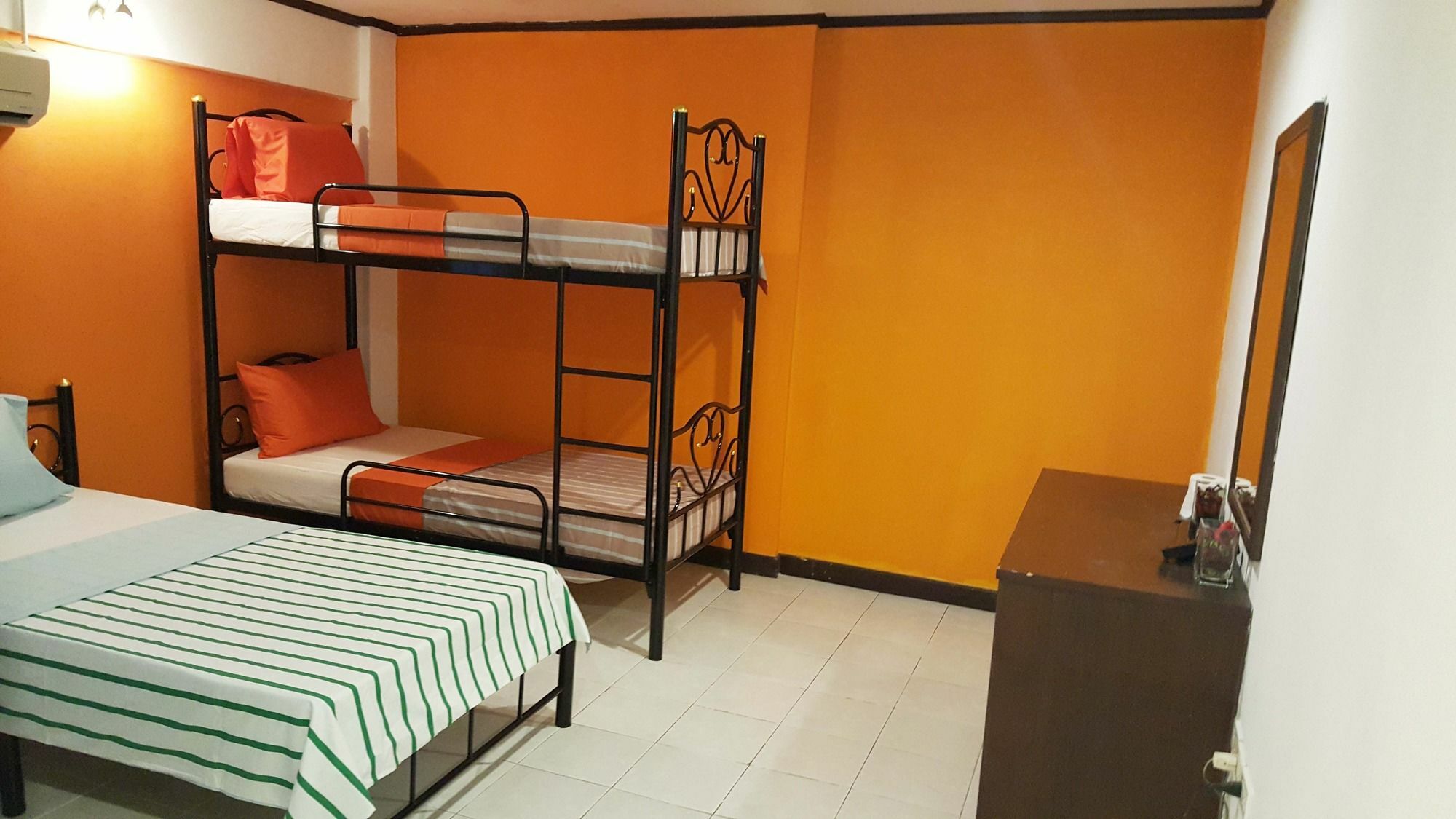 Mr.Sea In Bangkok Hostel Εξωτερικό φωτογραφία